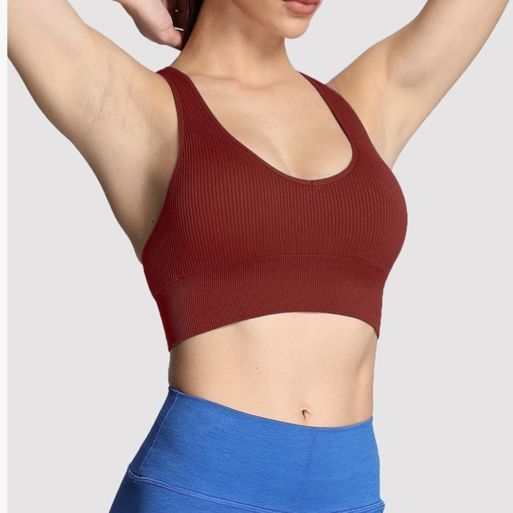 Women's Ribbed Burgundy Sports Bra